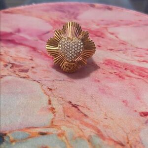 Gucci vintage Gold Heart Women's Jewelry